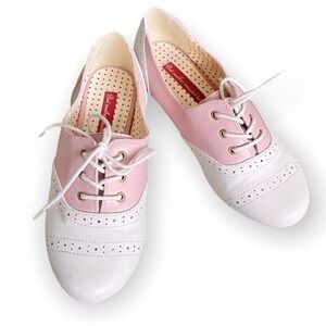 BAIT Emmie Saddle shoes Pink and White  - Never Worn - Size 11